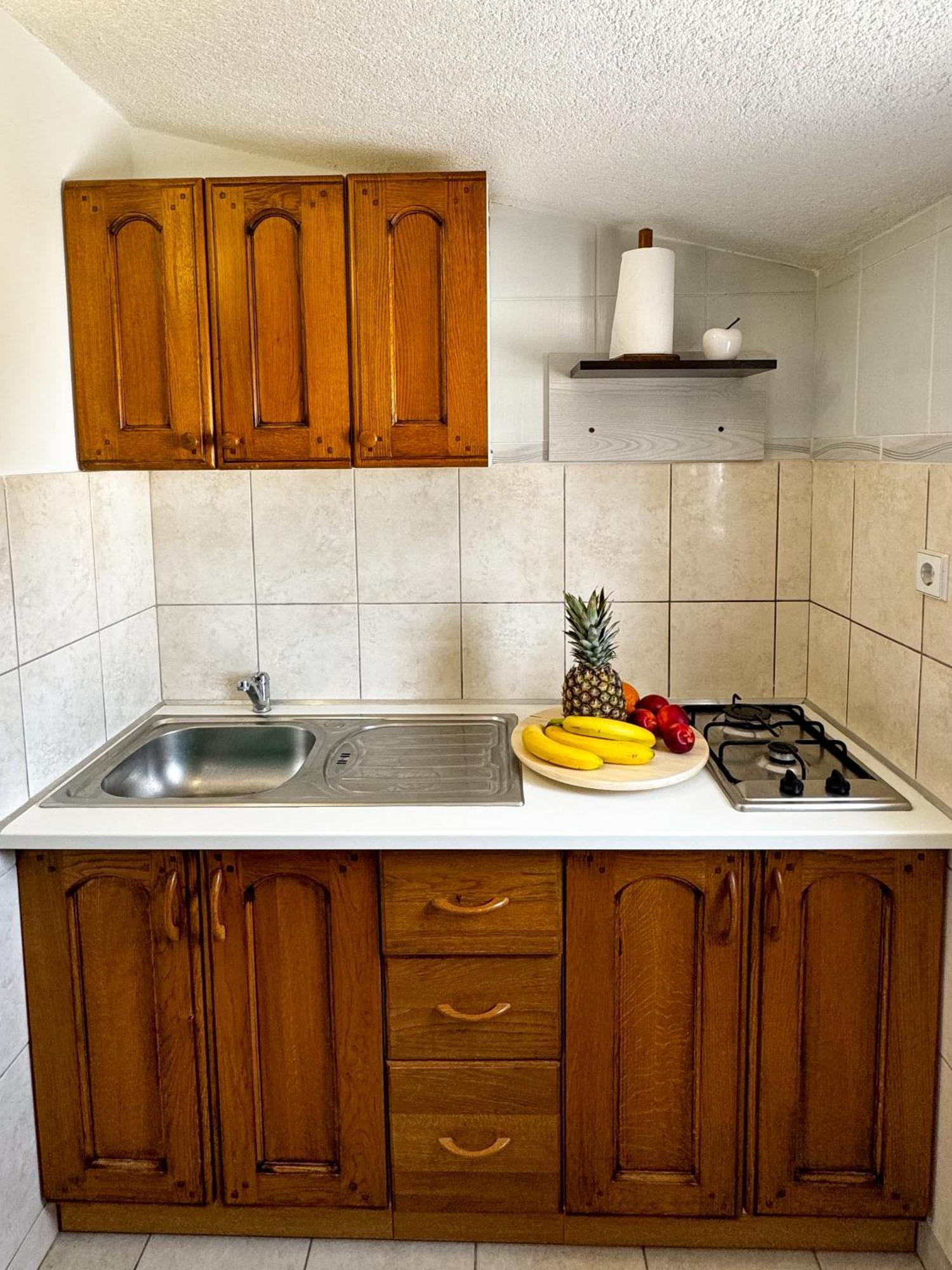 Apartmani Cvangic Vir Exterior foto